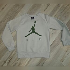 Nike Air Jordan Swearshirt Kids Size Small/8-10yrs